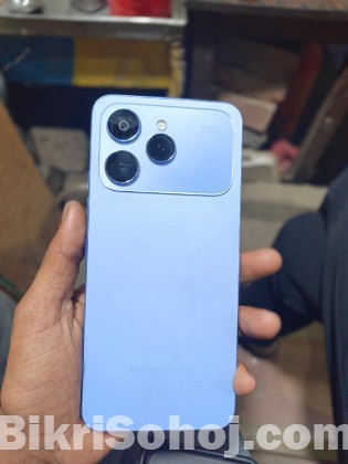 Tecno spark 40